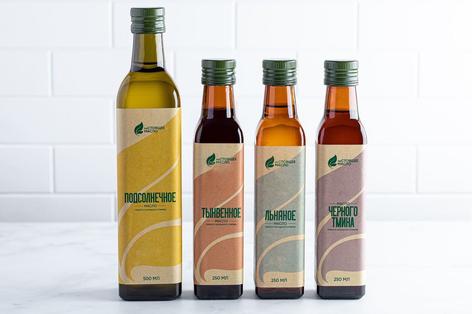 Nastoyaschee Maslo”葵花籽油冷榨油新包裝設(shè)計(jì)