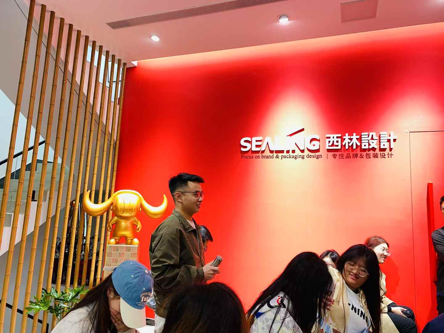 太原科技大學(xué)視覺(jué)傳達(dá)系40余名學(xué)子在北京完成的認(rèn)知升級(jí)之旅