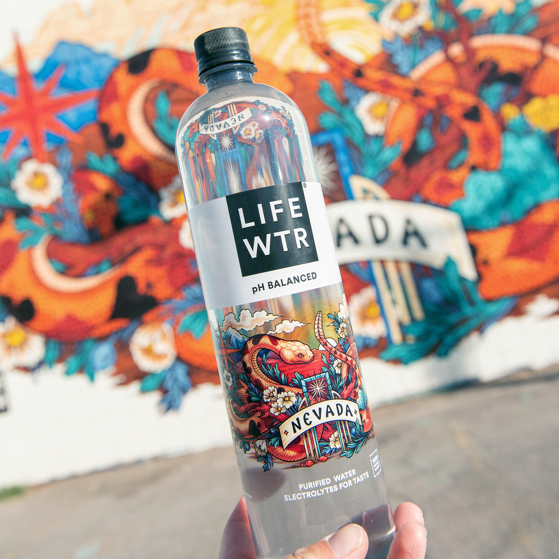 國際包裝設(shè)計(jì)分享|LIFEWTR 內(nèi)華達(dá) 水瓶設(shè)計(jì)